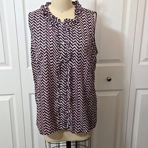 Purple & Pink Sleeveless Light weight Button-up Top, Large, Excellent Like New